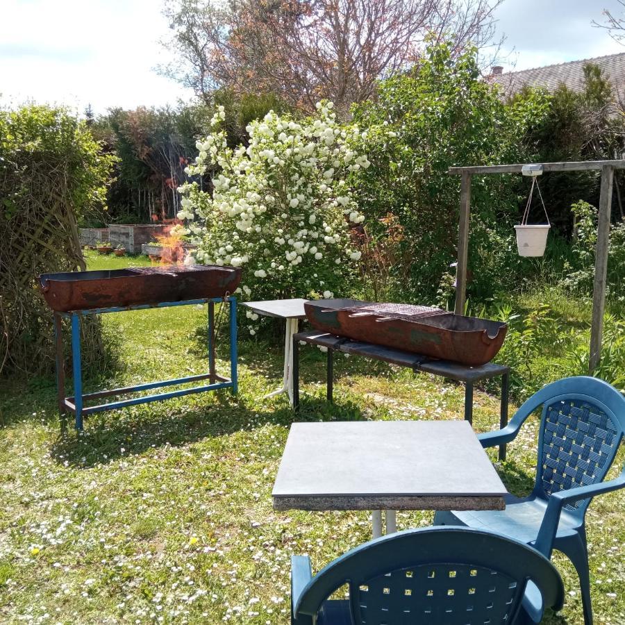 Noyers  B&B Du Cerisier, Diner Sur Demande מראה חיצוני תמונה