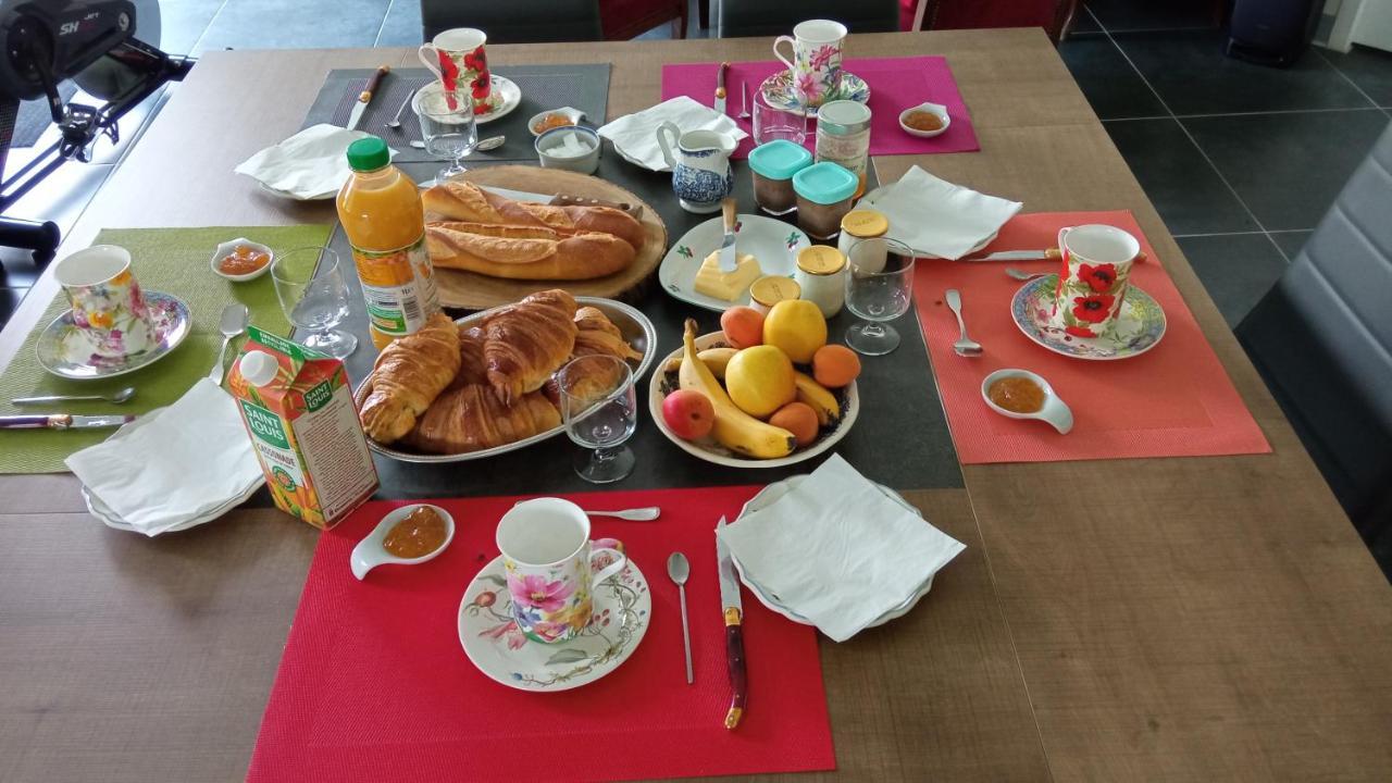 Noyers  B&B Du Cerisier, Diner Sur Demande מראה חיצוני תמונה