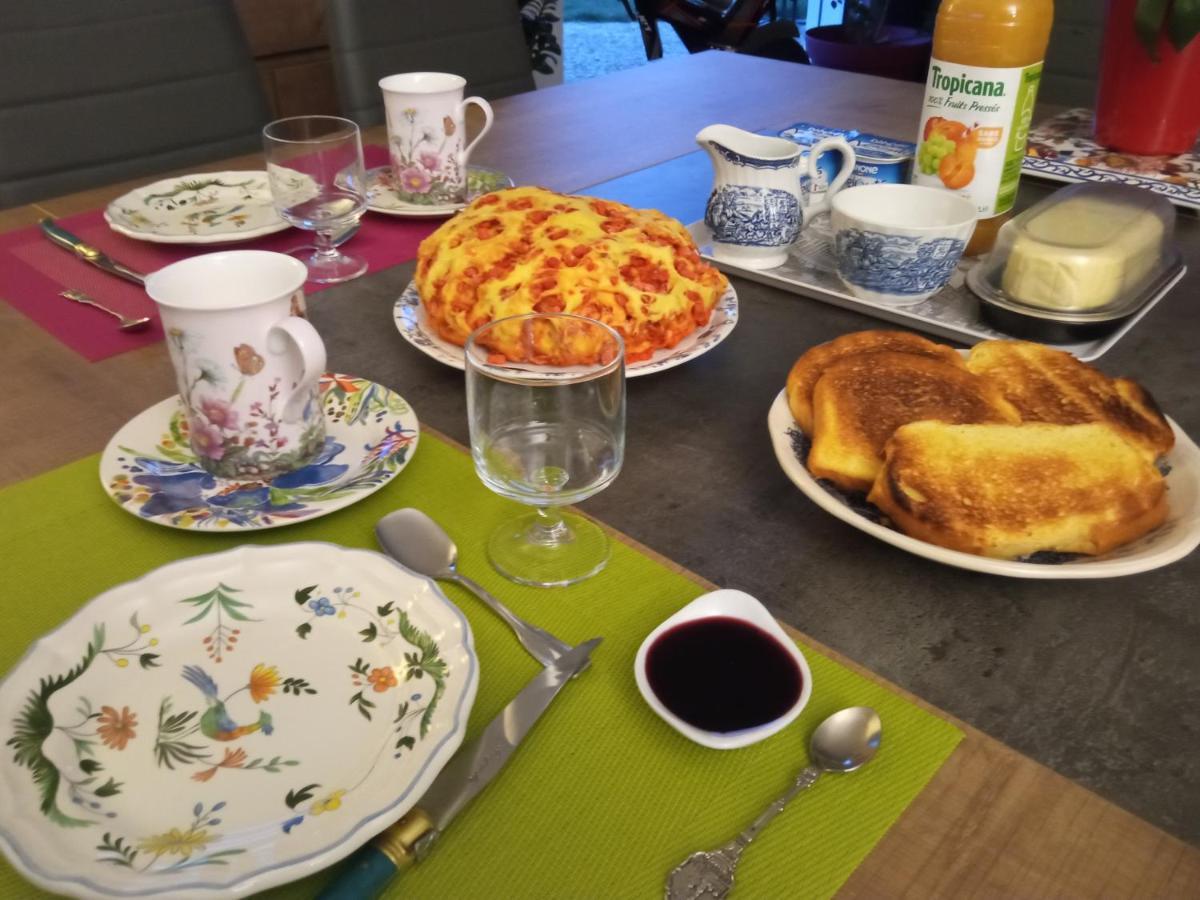 Noyers  B&B Du Cerisier, Diner Sur Demande מראה חיצוני תמונה