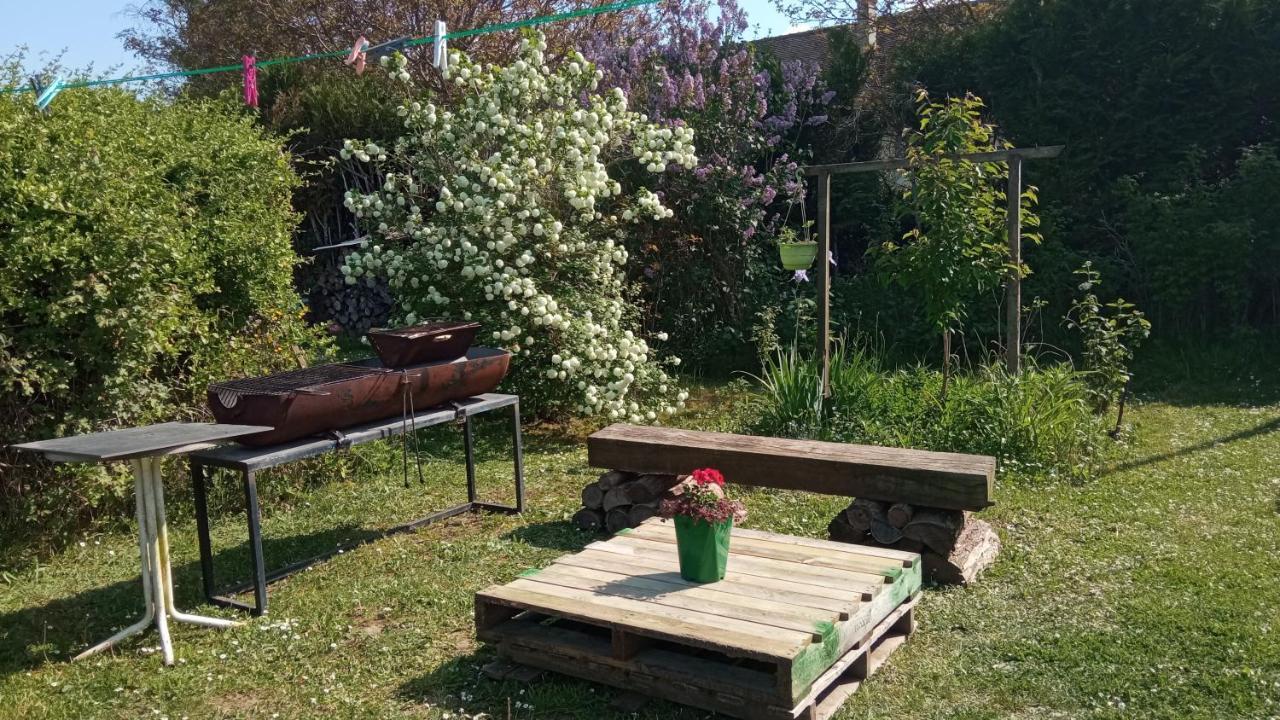 Noyers  B&B Du Cerisier, Diner Sur Demande מראה חיצוני תמונה